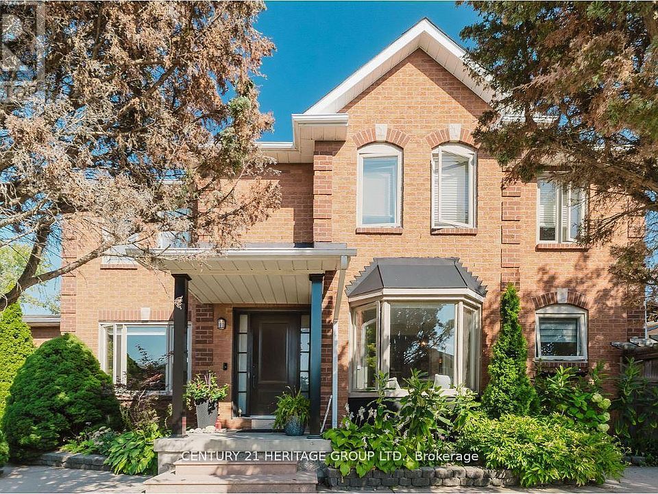 1st image of 147 Pentland Cres