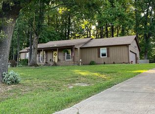 204 Valley Oak Loop, Jackson, TN 38305