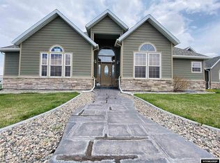 19 Hoya, Douglas, WY 82633
