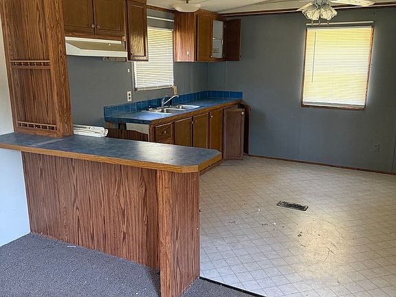 5th image of 313 N Leonard St