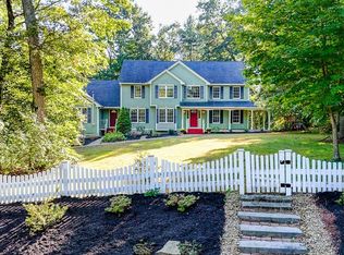 47 Highland St, Tyngsboro, MA 01879