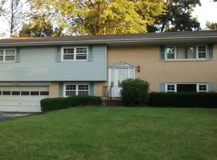 4320 E Sheffield Dr, Bloomington, IN 47408