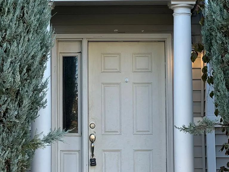 4903 Porlier Ln — Photo 2