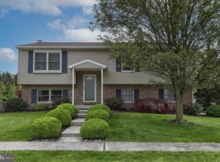 1 Laurel Cir, Enola, PA 17025