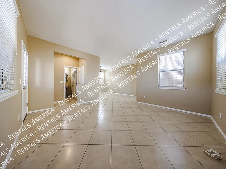 8969 W State Ave — Photo 15