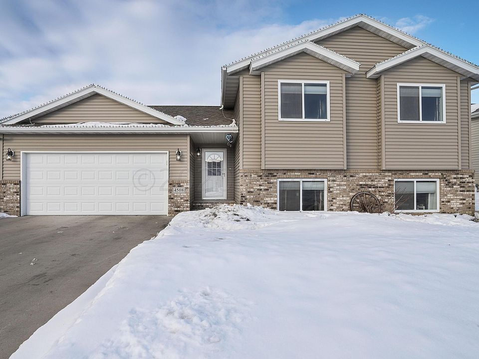 1st image of 4508 Newport Ln