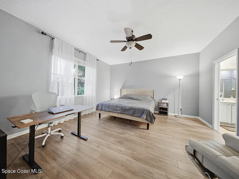 2039 Tullagee Ave — Photo 17
