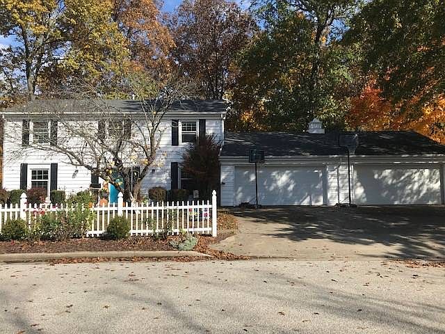 1st image of 1106 W Park Forest Dr