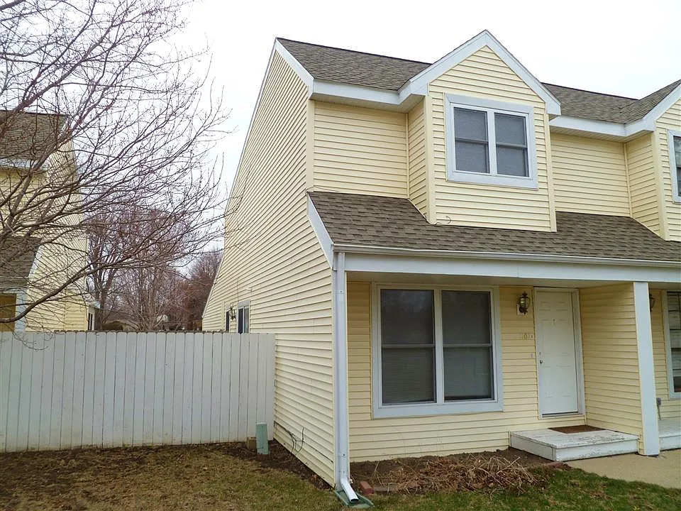 1107 Plymouth Dr photo 1