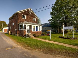 460 Maple Ave #2, Saratoga Springs, NY 12866