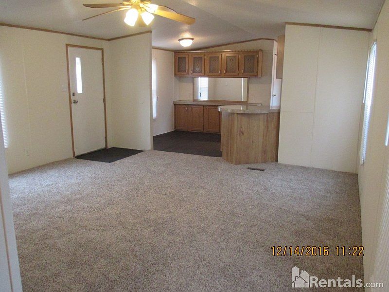2nd image of 992 Royal Cir