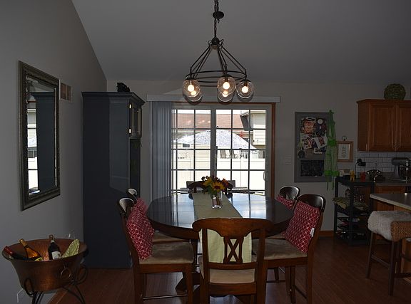 5th image of 892 Wedgewood Ct