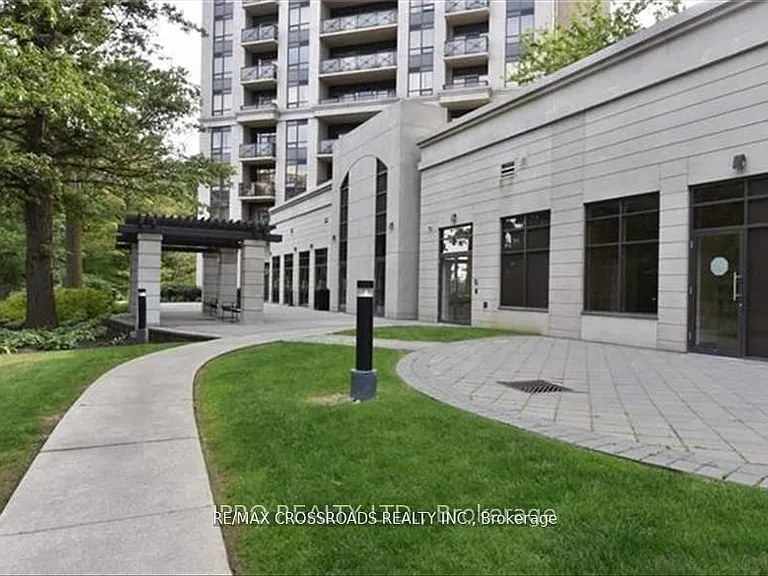 133 Wynford Dr #607 — Photo 2