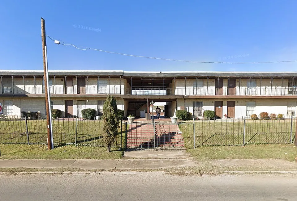 Fortune Square Apartments