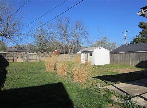 2nd image of 627 Rosewood Dr