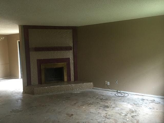 1st image of 6066 NW Expressway St