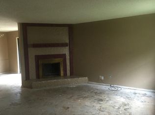 6066 NW Expressway St, Vernon Rockville, OK 06066