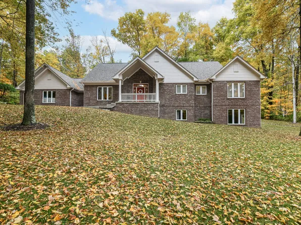 11920 Deer Walk Dr, Cicero, IN 46034