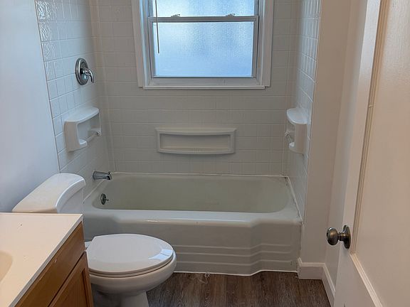 4th image of 1088 Allendale Ave