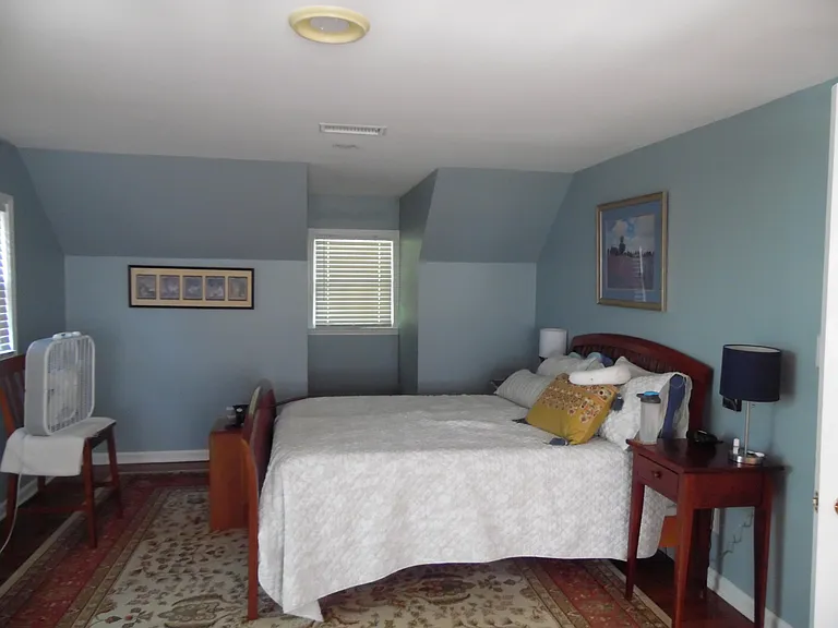 290 Heritage Rd — Photo 11