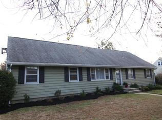 5 Standish Dr, Ocean, NJ 07712
