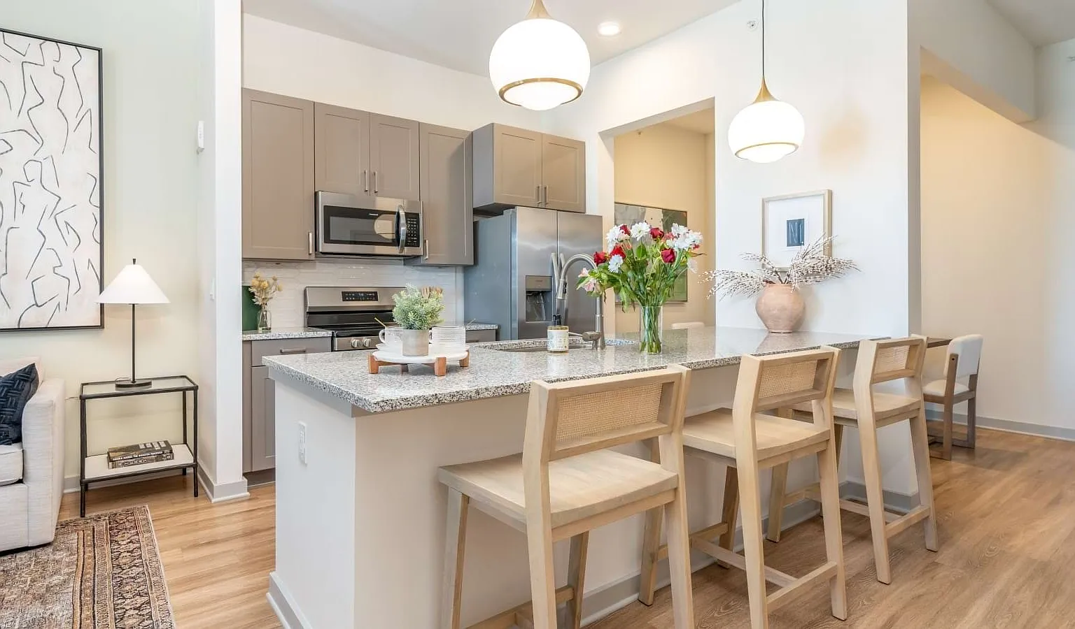 2 bed, 1293 sqft, $1,971 — Photo 1