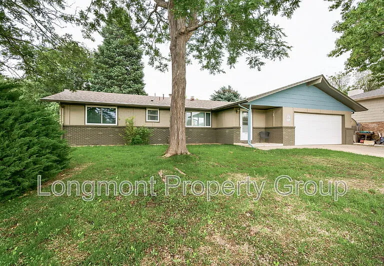 2336 Smith Ct — Photo 20