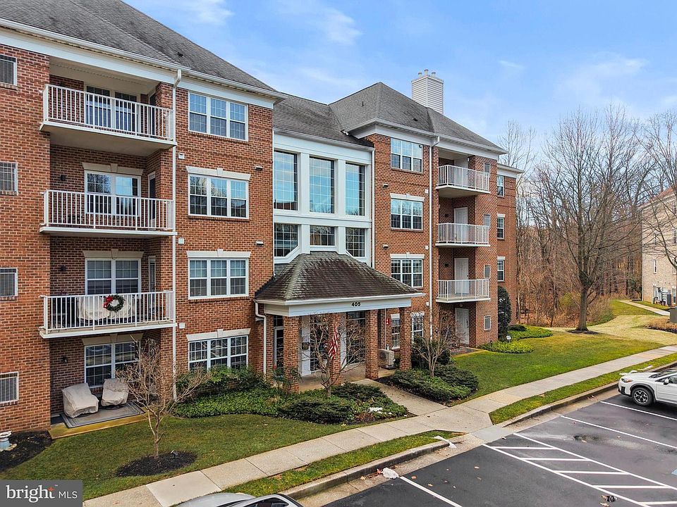 1st image of 405 Plumbridge Ct Unit 204