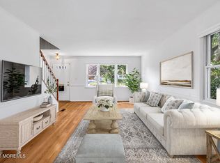 88 E River Rd, Rumson, NJ 07760