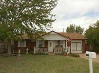 340 Crestdale Ln, Noble, OK 73068