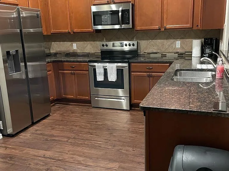 215 High More Ct — Photo 9