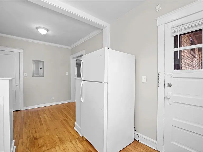 409 Beloit Ave #3T — Photo 9