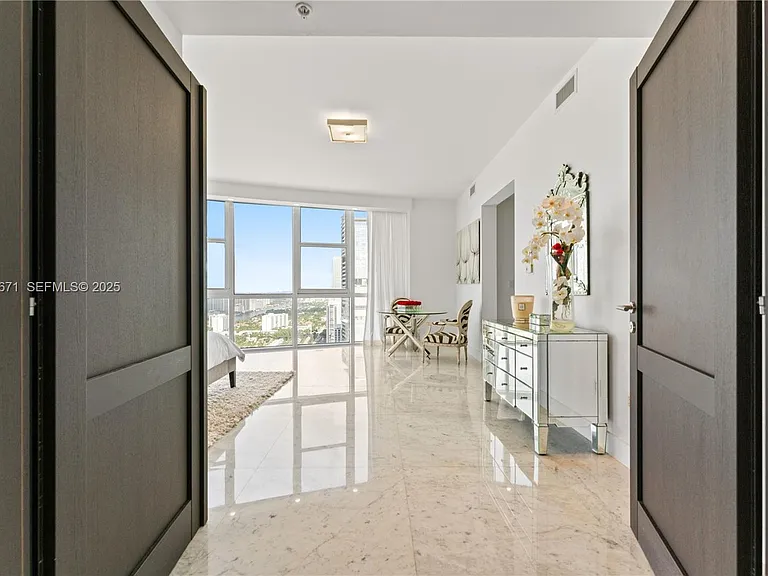 18201 Collins Ave #5001 — Photo 5
