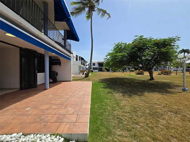 351 Las Picaus Playas Del Yunque 19 #RIO — Photo 5