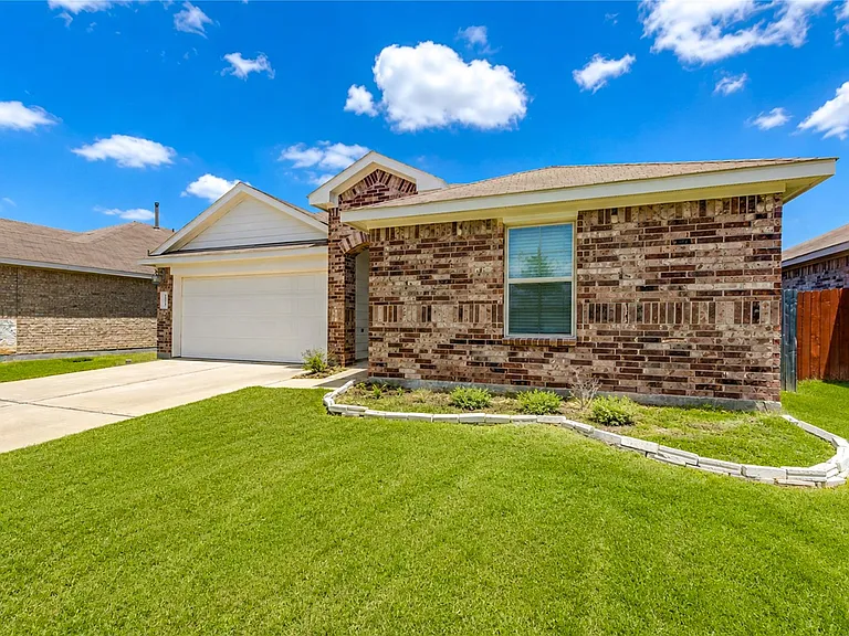 21315 Pine Mill Dr — Photo 3