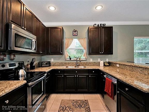 5th image of 12623 NW 6th St
