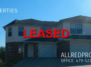 2486 N Jeremiah Pl, Fayetteville, AR 72704