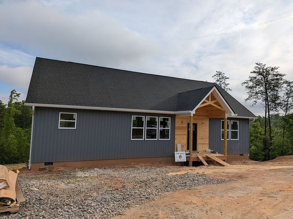 105 S Vineyard Village Dr