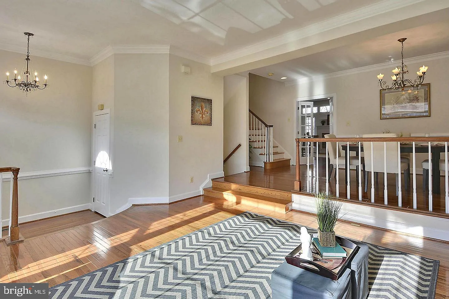 3 bed, 3.5 bath, 2861 sqft, $4,700 — Photo 3