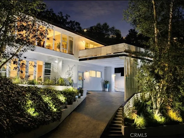 3839 Davana Rd, Sherman Oaks, CA 91423