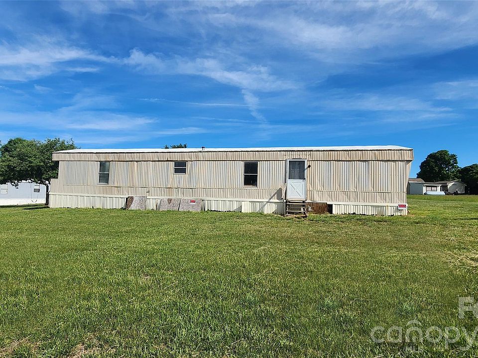 1st image of 4534 Athens Dr