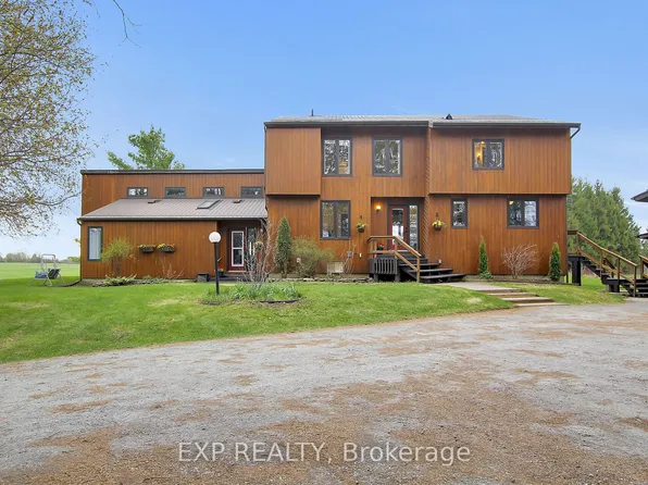 3215 Appleton Side Rd, Beckwith, ON K7C 4M3