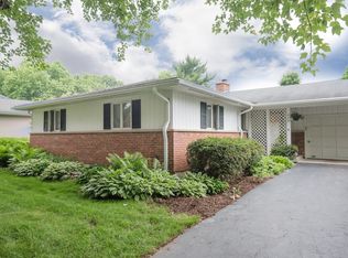 519 Berriedale Dr, Cary, IL 60013