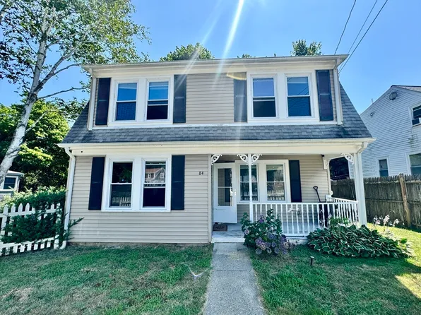 84 South St, Plymouth, MA 02360