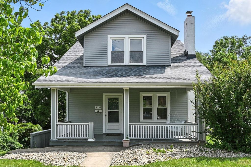 Real estate listing image