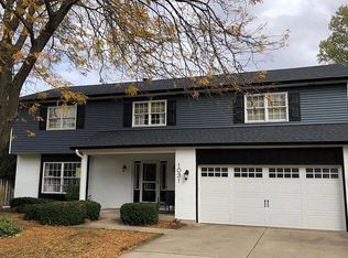 1031 Towne Ave, Batavia, IL 60510