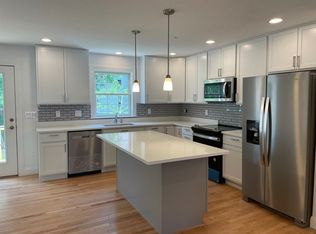 215 High St #15, Taunton, MA 02780