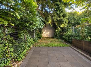 278 Onderdonk Ave APT 1L, Ridgewood, NY 11385