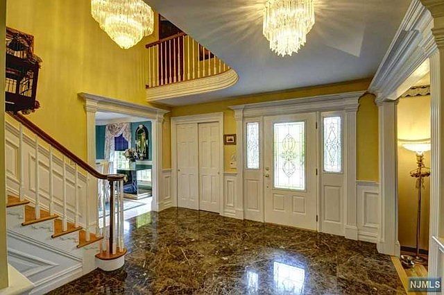2nd image of 700 Bridle Way