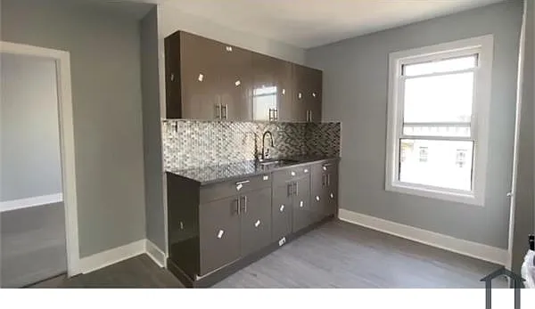 2 bed, $1,800 — Photo 1